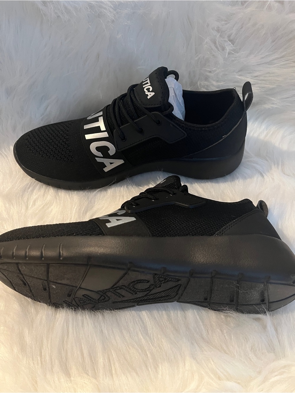 Nautica Women 9.5 Black Knit Slip-On Sneakers with Bold Logo - Picture 3 of 6